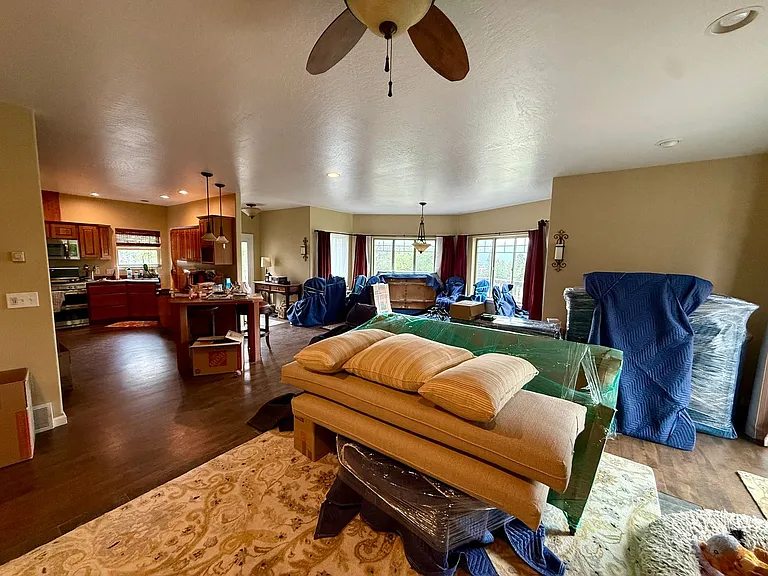 15284 Savik Ln — Photo 7