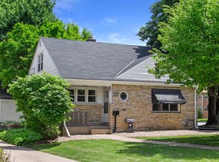 502 N 68th St, Wauwatosa, WI 53213