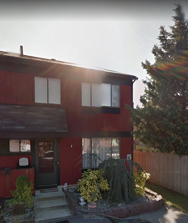 1st image of 20 Wood Ct