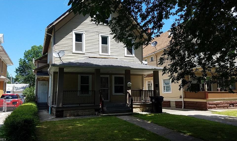 2nd image of 3324 Archwood Ave