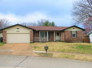 5857 Stonehorse Ct, Saint Louis, MO 63129