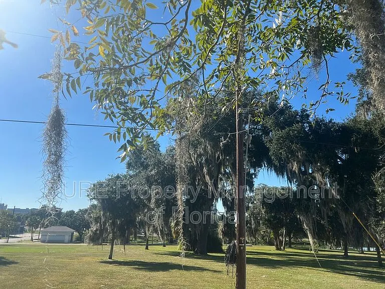 339 NE Sanchez Ave #111 — Photo 30
