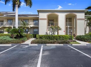 21301 Lancaster Run UNIT 827, Estero, FL 33928