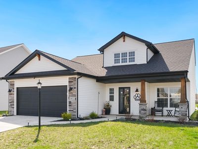 3832 Sun Stone Way, New Haven, IN, 46774