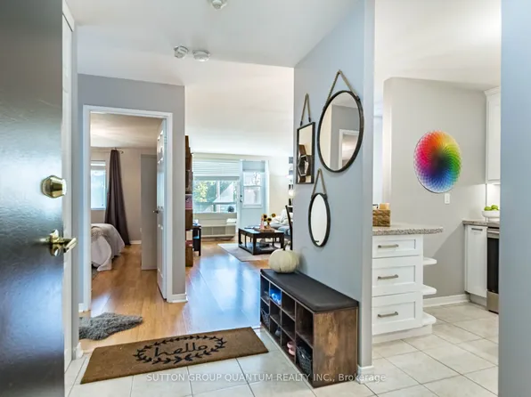 6720 Glen Erin Dr #G-12, Mississauga, ON L5N 3K8