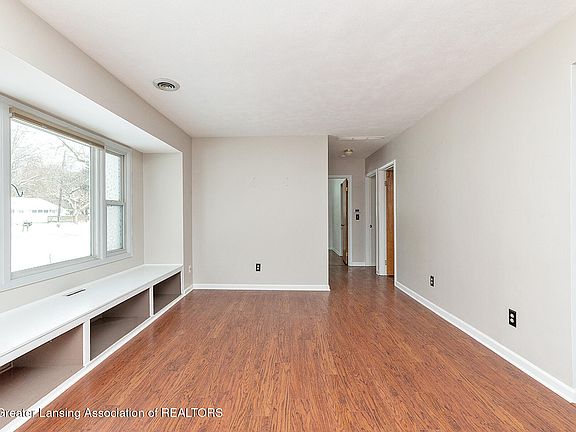 4th image of 1640 Ann St