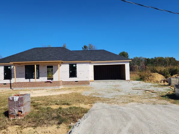 159 College Ct, Leoma, TN 38468