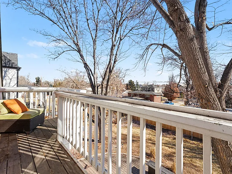 1058 Jasmine St — Photo 22