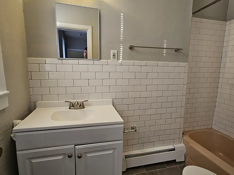 191 Wooster St #D2 — Photo 7