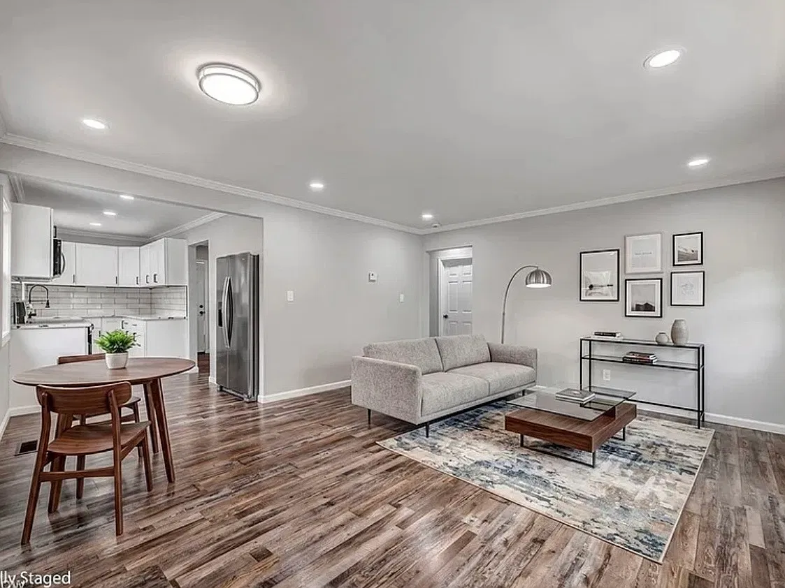 3 bed, 1.5 bath, 1395 sqft, $2,695 — Photo 4