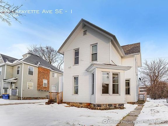 3rd image of 906 Lafayette Ave SE #1