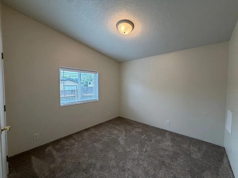 175 S 69th Pl — Photo 9