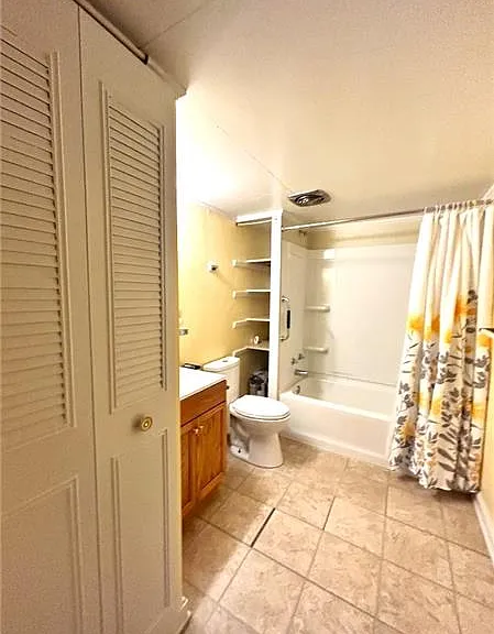301 Martin Ave #2 — Photo 4