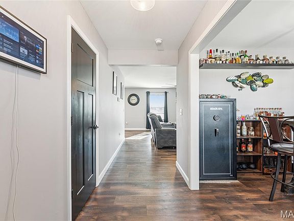 4th image of 708 Conner Cir