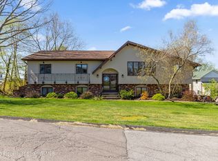 202 Carol Rd, Peckville, PA 18452
