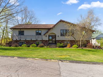 202 Carol Rd, Peckville, PA, 18452