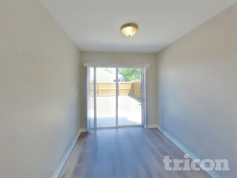 11106 Robin Lake Ct — Photo 4