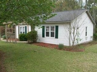 321 Horseshoe Dr, Greenville, NC 27834