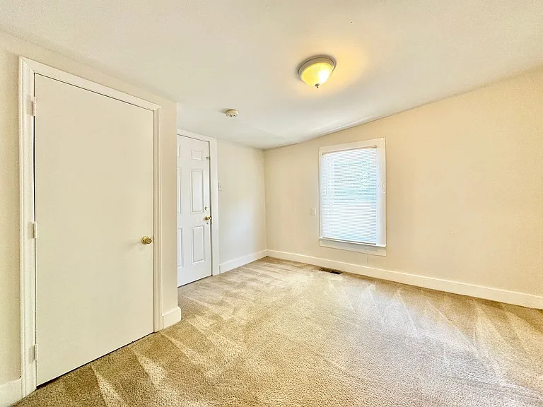 3321 N Church St — Photo 9