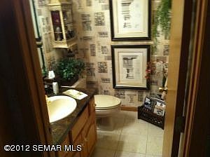 5th image of 1702 Bay Oaks Dr
