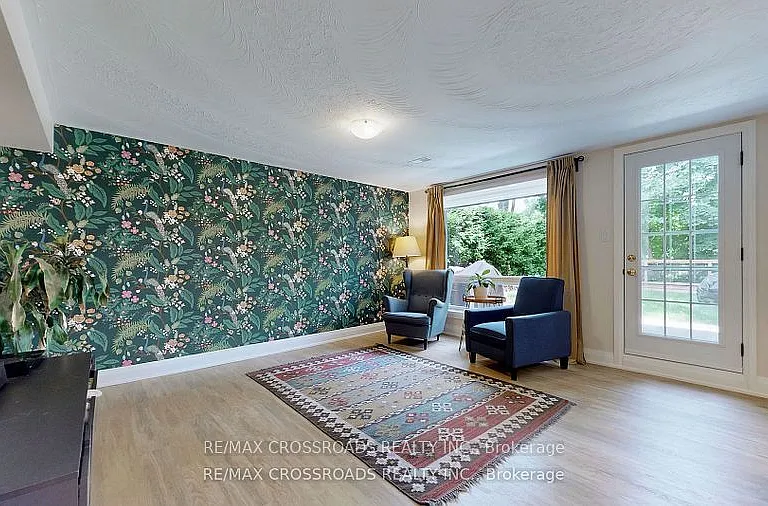 12A Delroy Dr — Photo 20