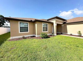 1205 SW 18th Ter, Cape Coral, FL 33991