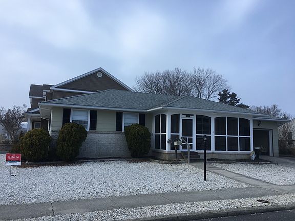 2nd image of 3012 Bayland Dr