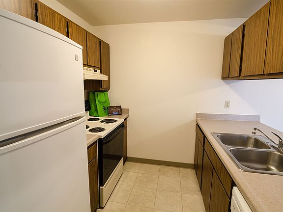 Sycamore Apartments in Holt (9)