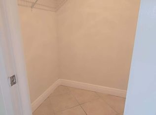 4121 Stirling Rd APT 404, Fort Lauderdale, FL 33314