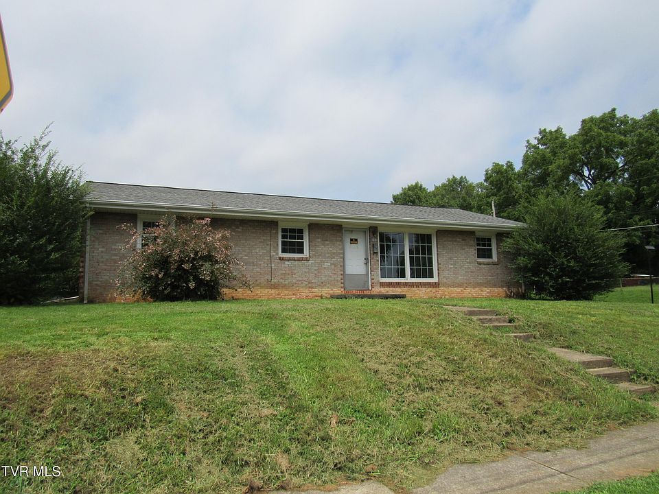 1st image of 200 W Chilhowie Ave