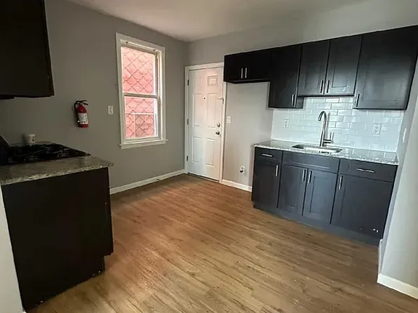 146 Inslee Pl #C, Elizabethport, NJ 07206