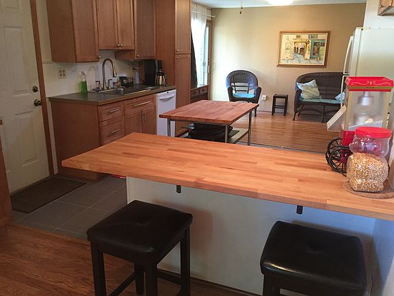 4th image of 2126 S Lakeman Dr