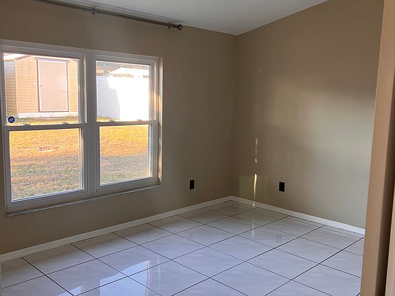 5th image of 14633 Pointe East Trl