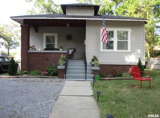 311 S Pope St, Benton, IL 62812