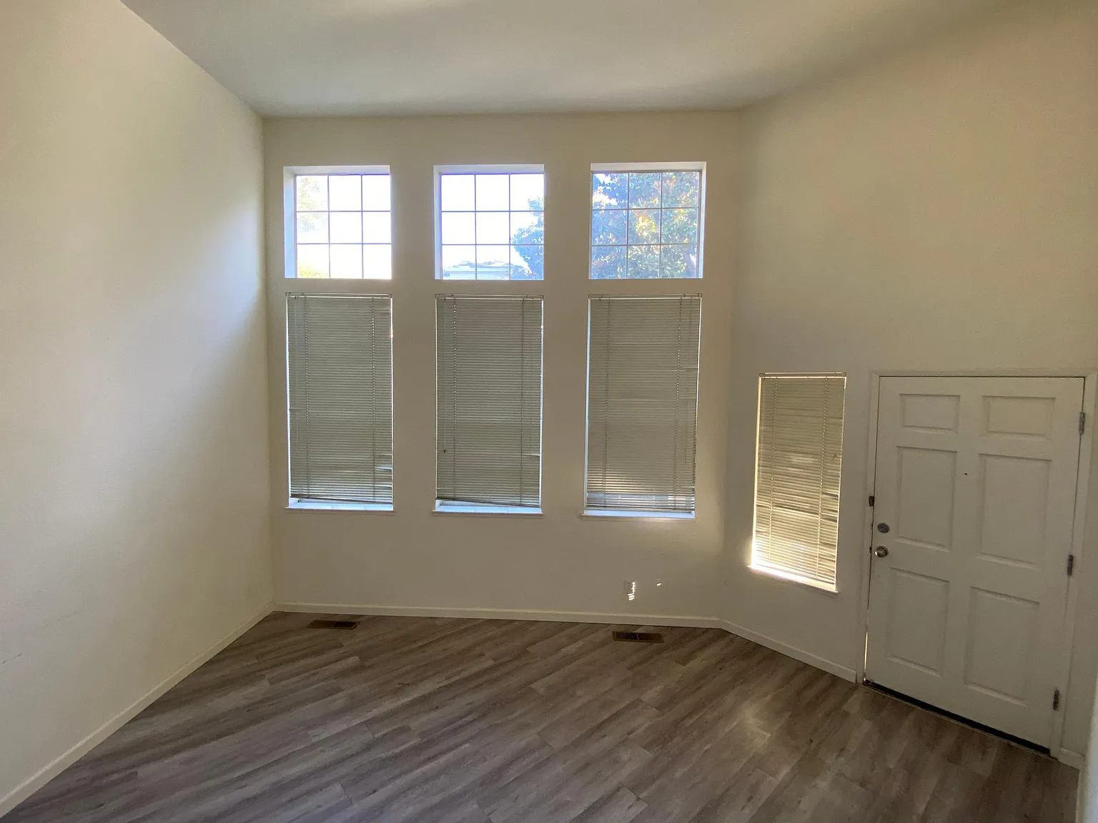 434 Alegra Ter — Photo 2
