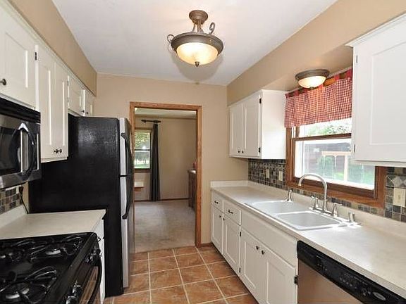 Beautiful tile backsplash