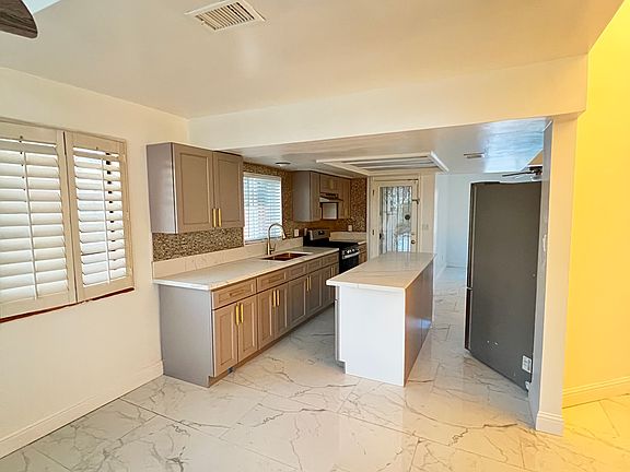 2nd image of 4117 Abbott Dr