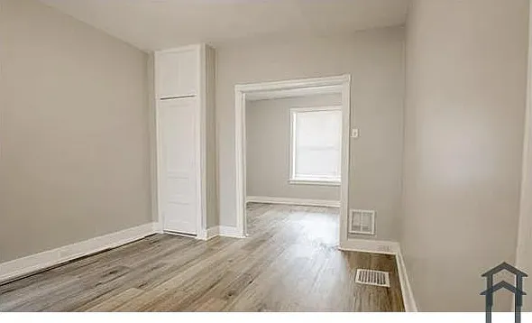 3 bed, $1,500 — Photo 4