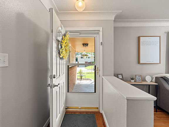 3rd image of 4316 41st St
