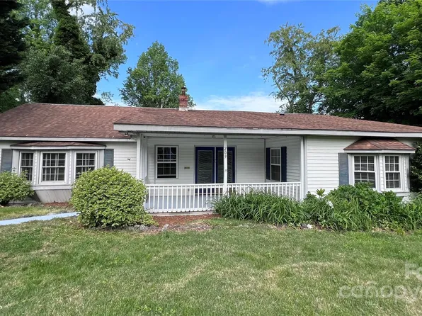 209 Wilson St, Morganton, NC 28655