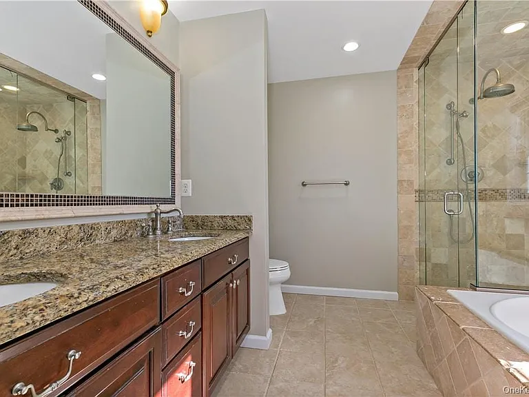 2301 Mohansic Ave — Photo 15