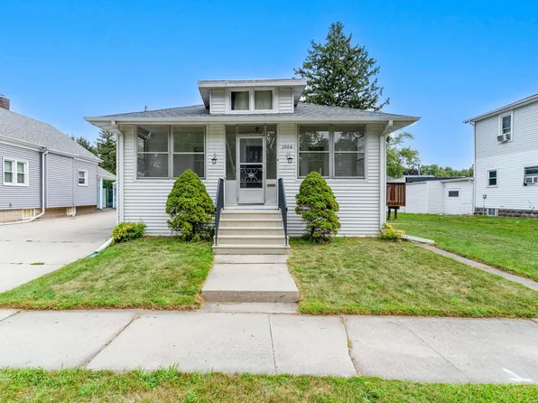 1004 Elmore St, Green Bay, WI 54303