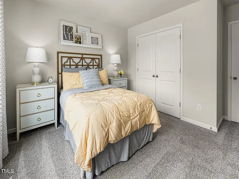 406 Red Cedar Way — Photo 8