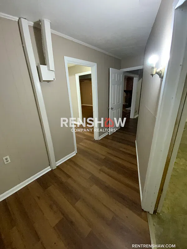 1 bed, 1.0 bath, $650 — Photo 2