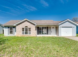 1404 High Meadow Rd, Jeffersonville, IN 47130