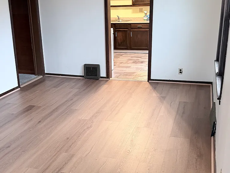 13120 Kirton Ave #2 — Photo 4