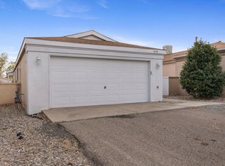 1840 Peach Rd NE, Rio Rancho, NM 87144