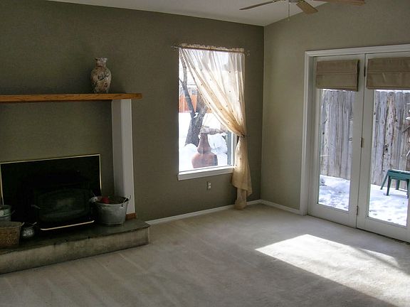 4th image of 840 Ponderosa Dr