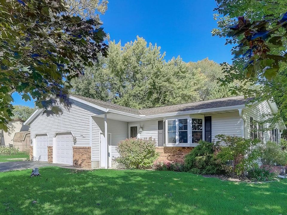 711 Tyler Ave, Baraboo, WI 53913 Zillow