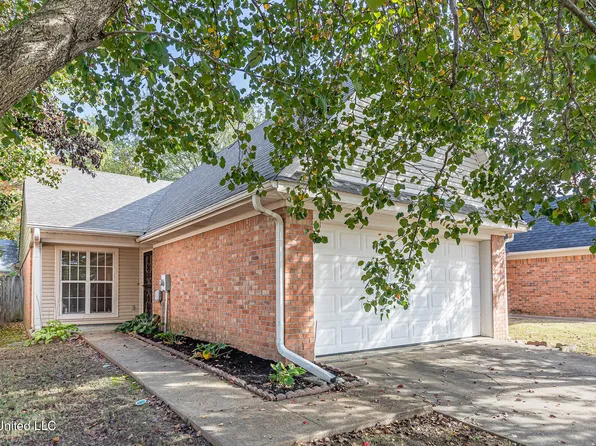 7596 Iris Dr, Southaven, MS 38671